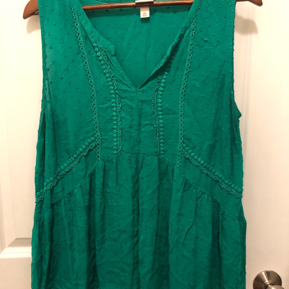 Green sleeveless top